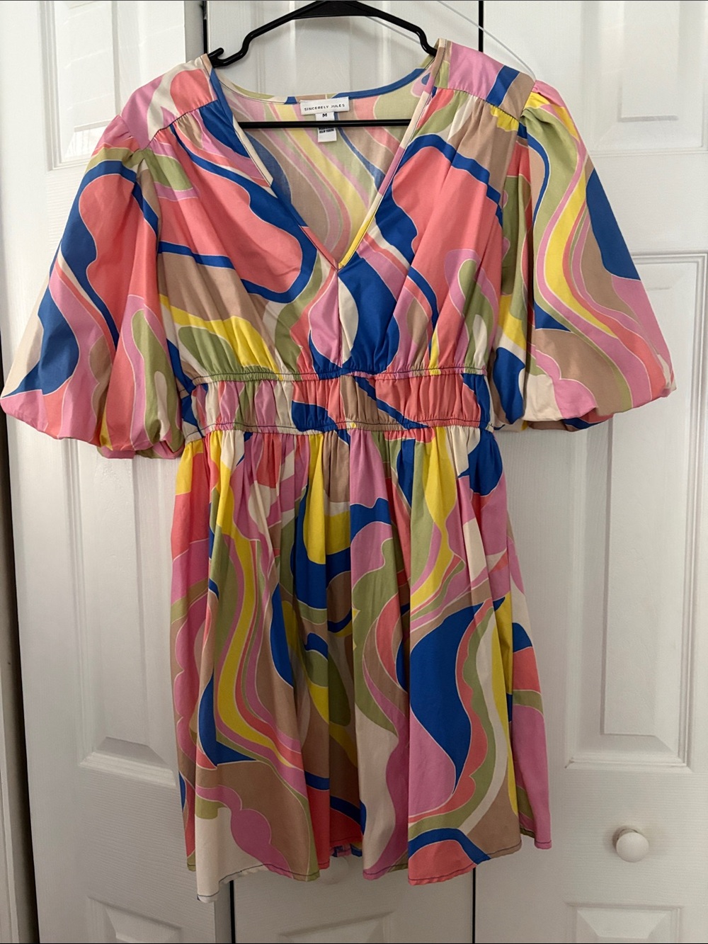 Women's Multicolor Wave-Print V-Neck Dress